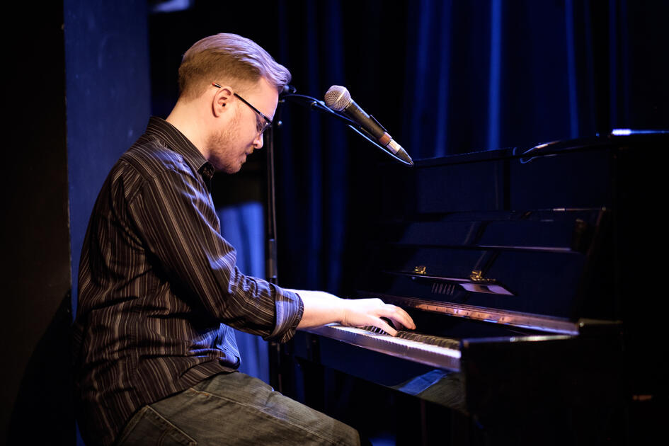 Séb by Dominique PERRIN Séb by Dominique PERRIN